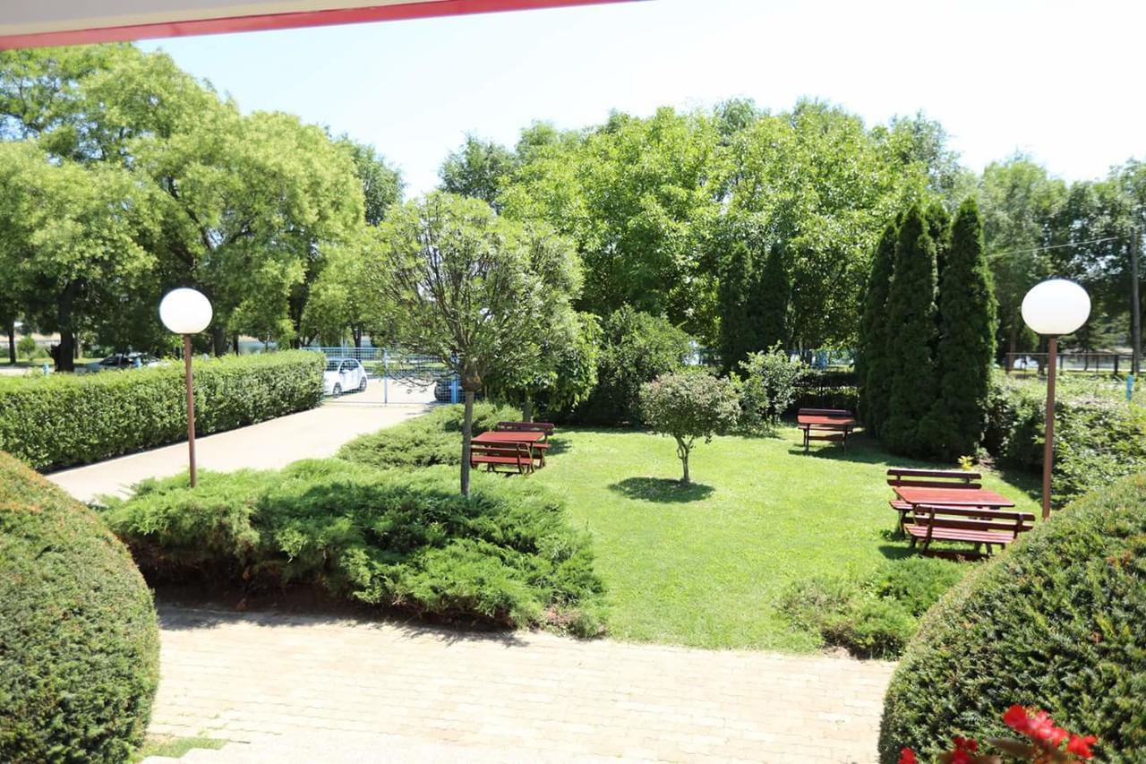 Vila Lola Bela Crkva  Exteriér fotografie